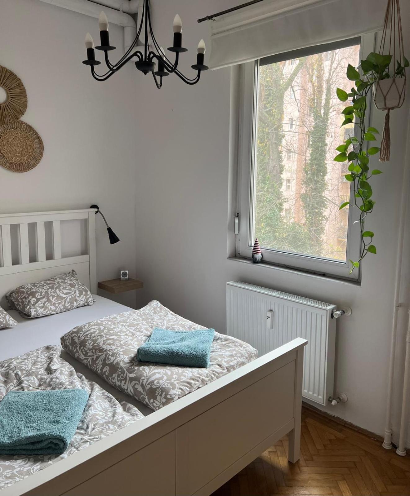 West Budapest Apartman Exterior photo
